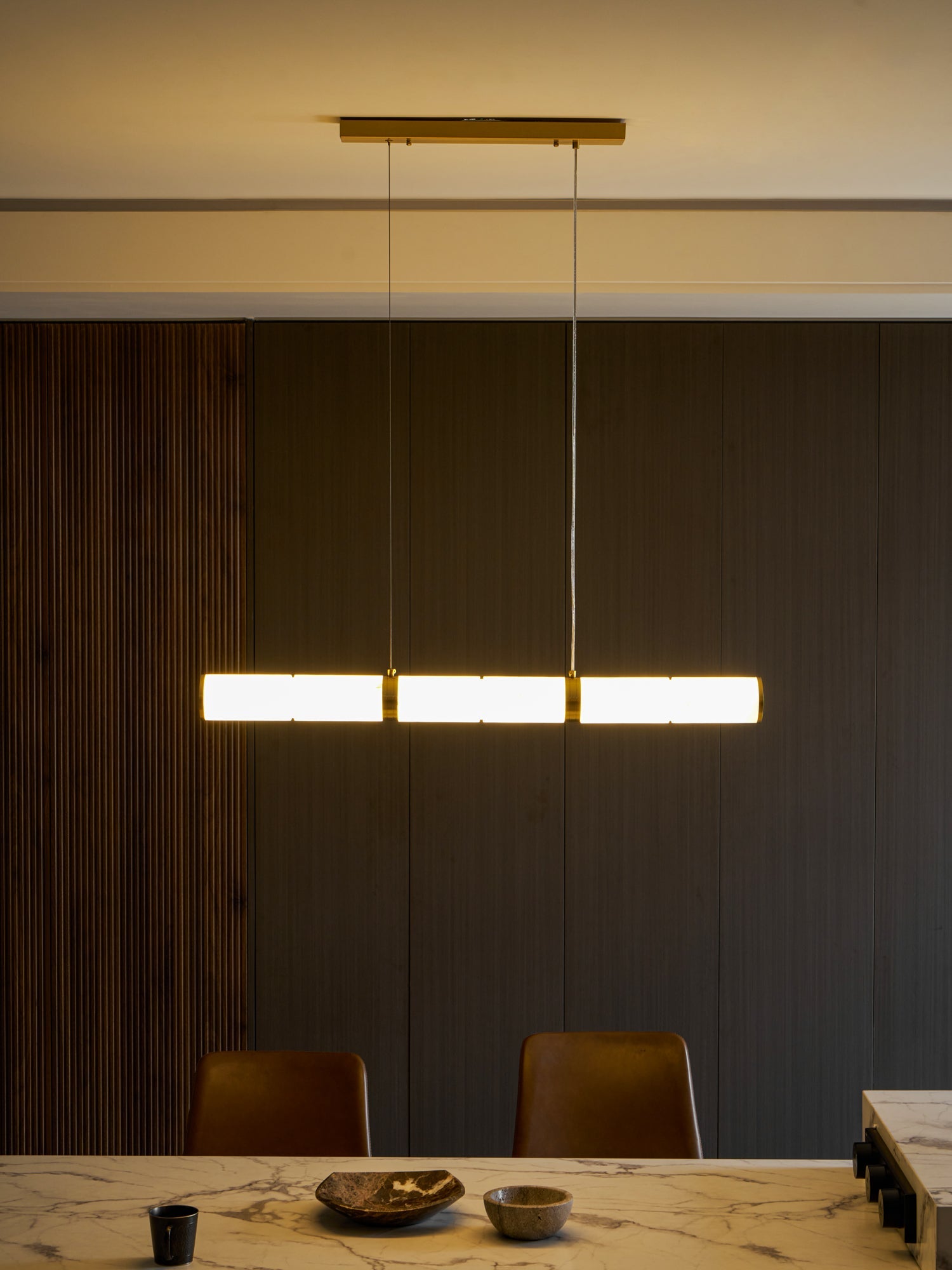 Alabaster Beam Pendant Light