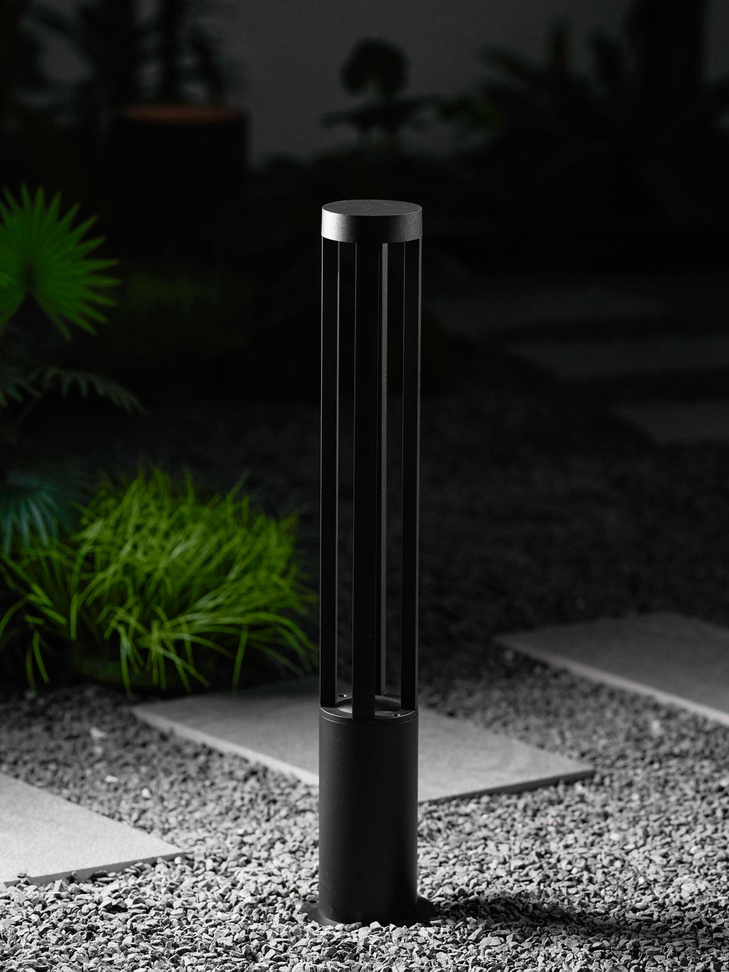 Black Cylindrical Garden Outdoor Light