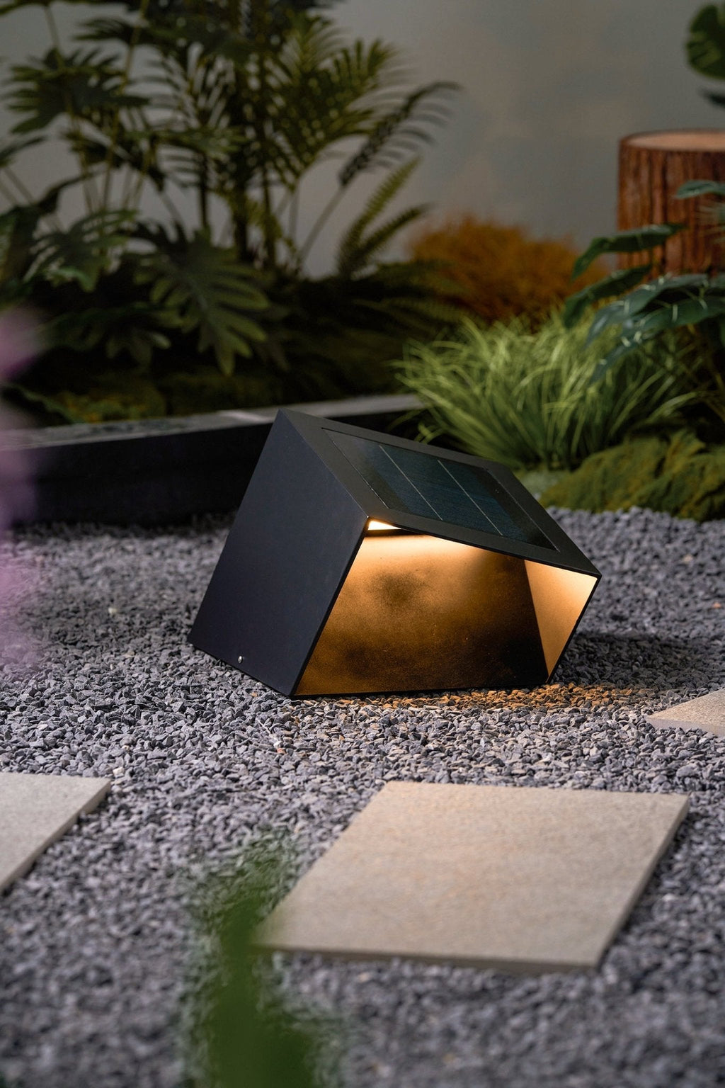 Cube Garden Solar Outdoor Light