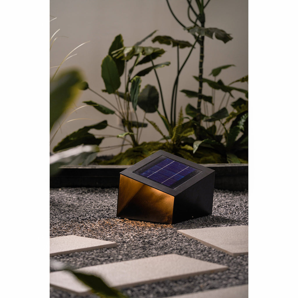 Cube Garden Solar Outdoor Light