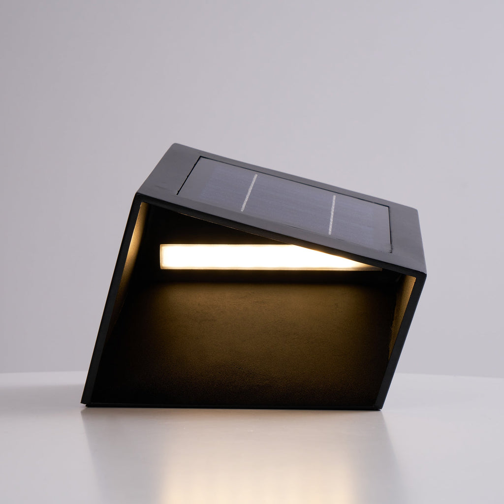 Cube Garden Solar Outdoor Light