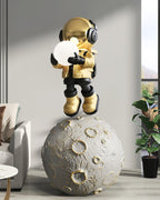 Diver Astronaut Built-in Battery Floor Lamp