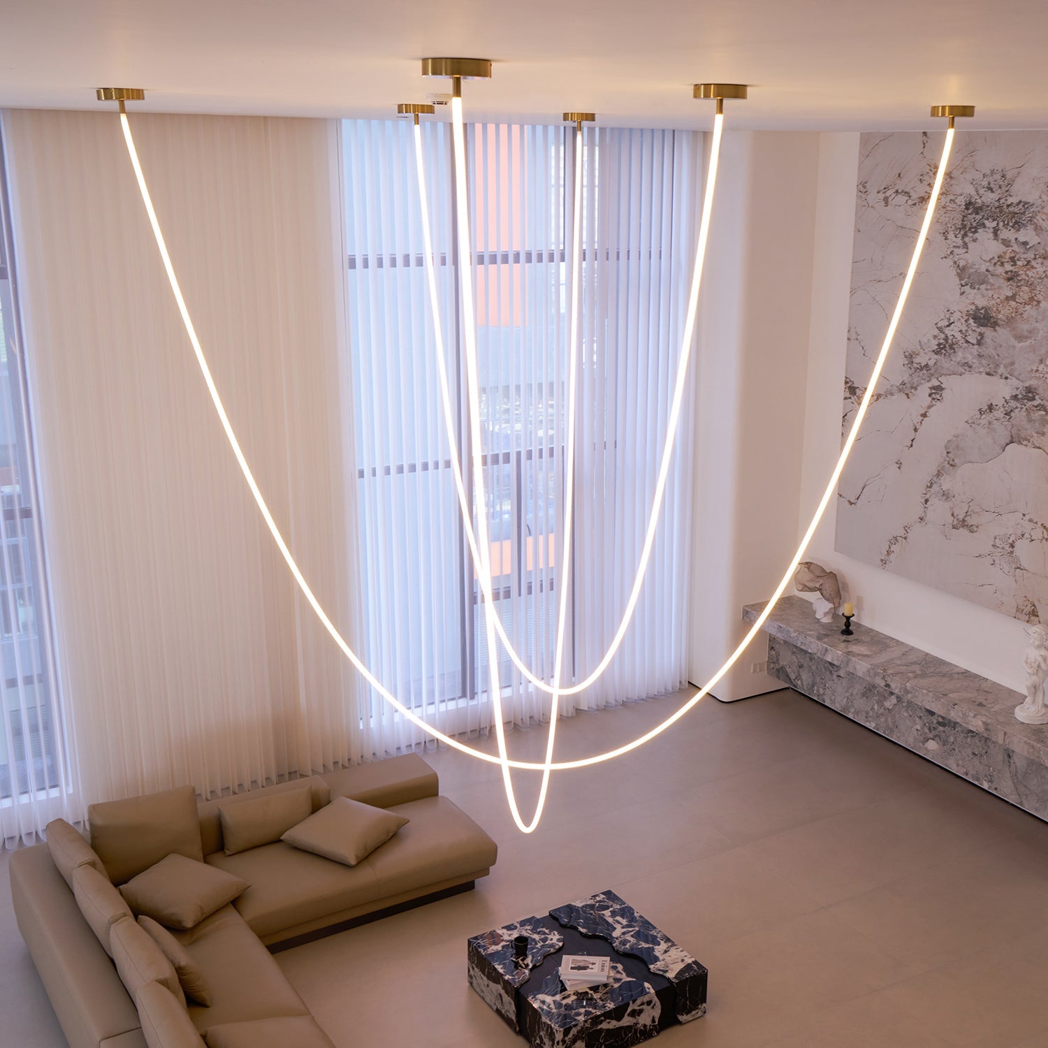 Flexible Curve Pendant Lamp