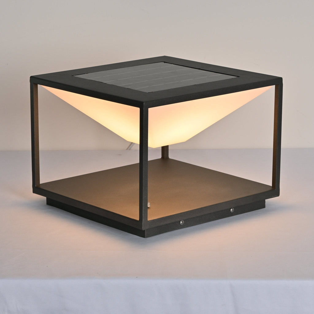 Geo Frame Solar Outdoor Light