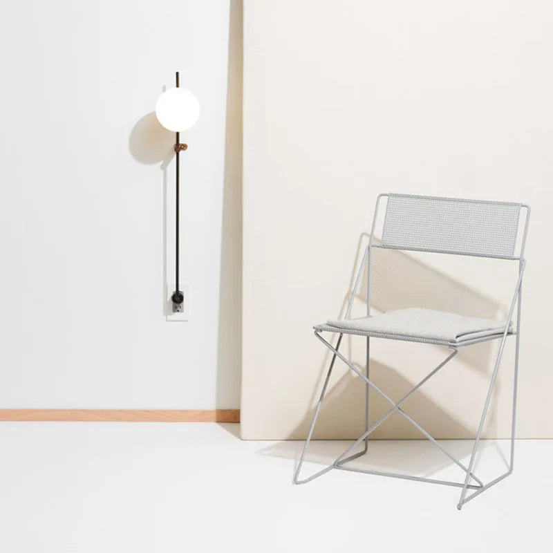 Nordic Vintage Black Iron Ball Wall Lamp with Long Arm E14 Bulb