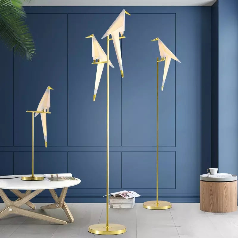Origami Crane Perch Gold Floor Lamp - Creative Acrylic Design for Home Decor