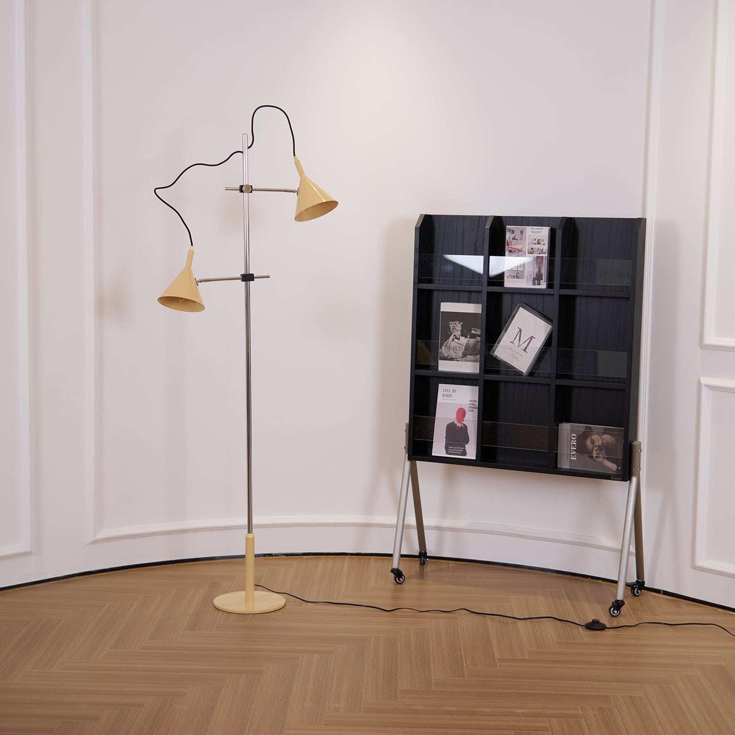 Laiton Floor Lamp