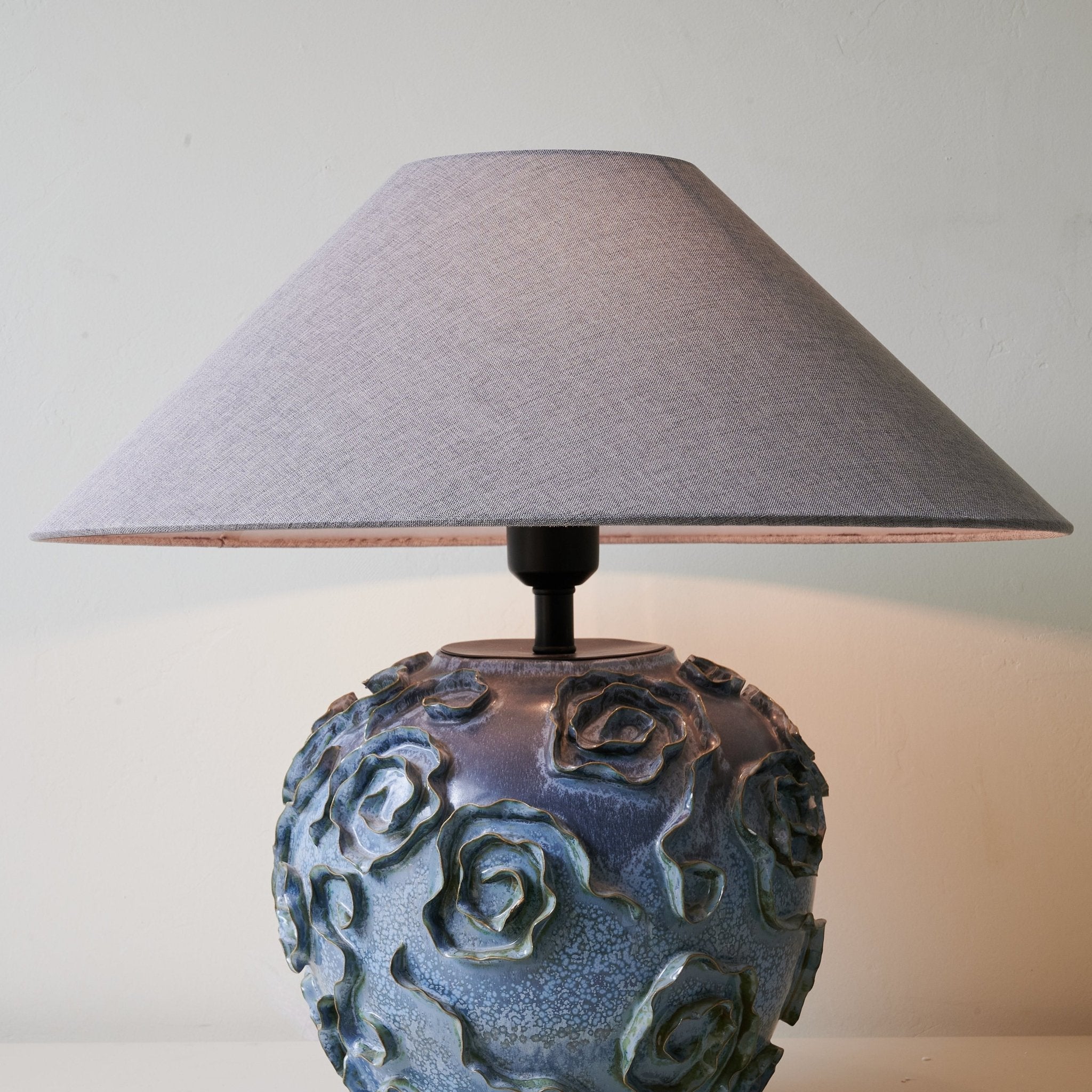 Midnight Rose Table Lamp