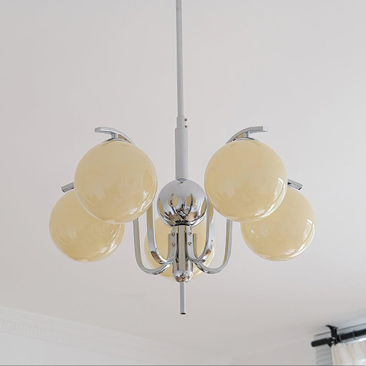 Modo Deco Chandelier