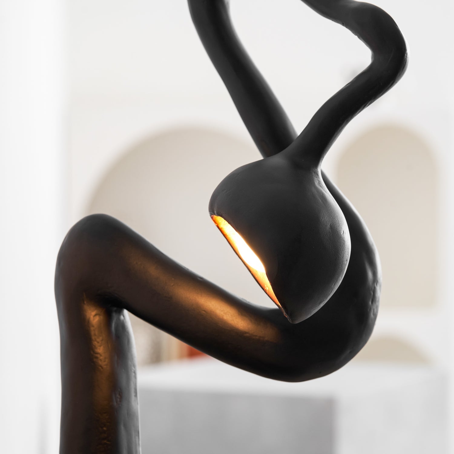 Myrrh Sculpture Table Lamp