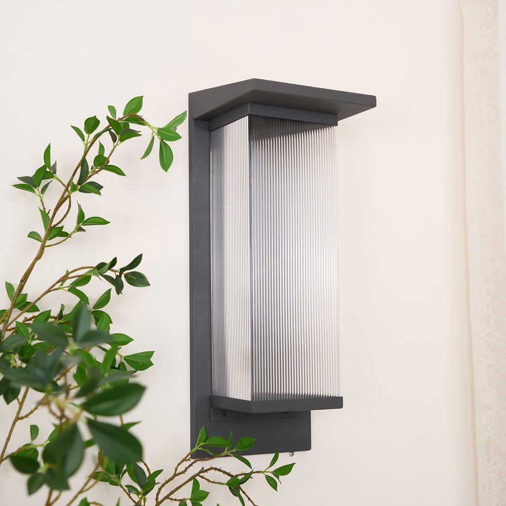 Oleron Box Outdoor Solar Wall Lamp