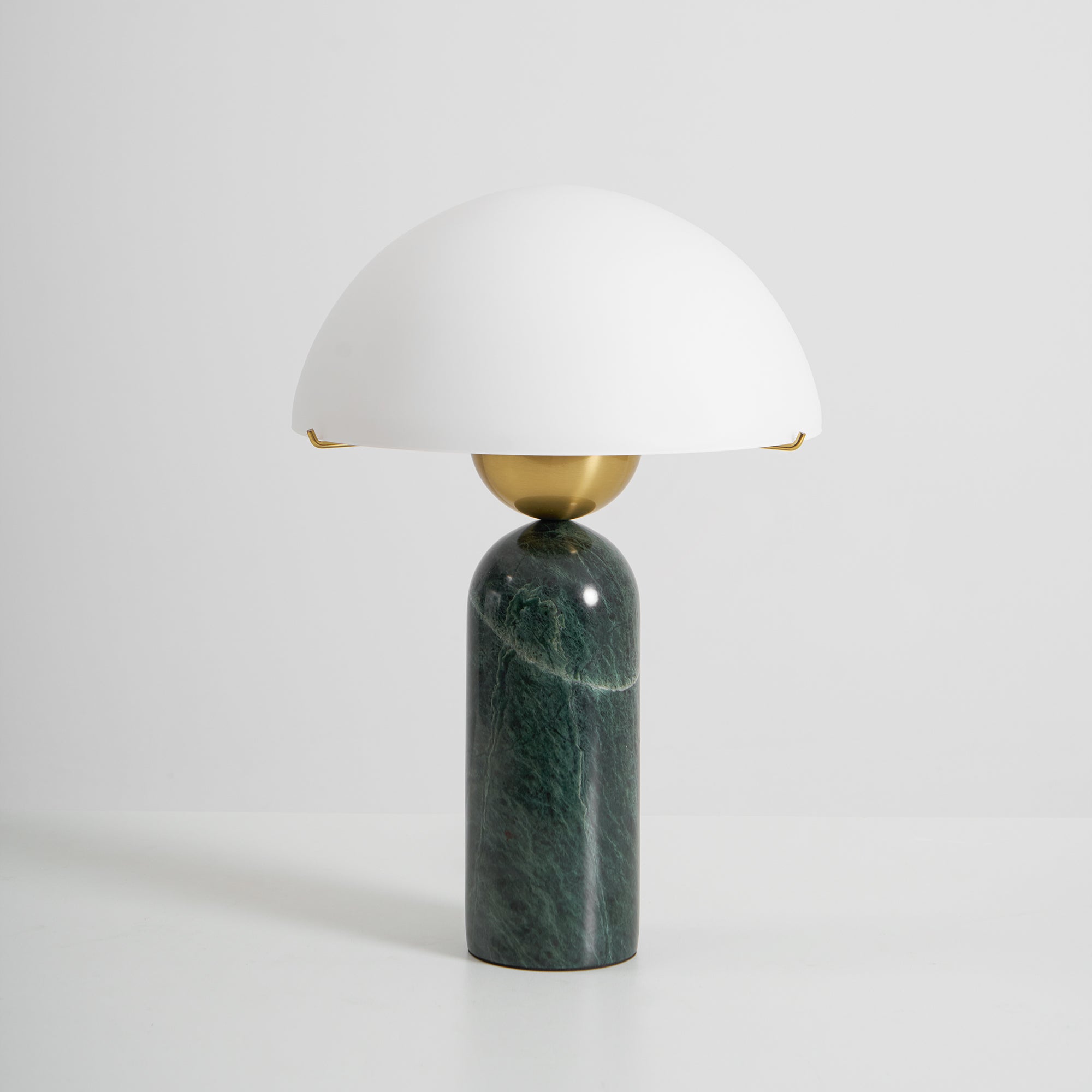 Peono Alabaster Table Lamp