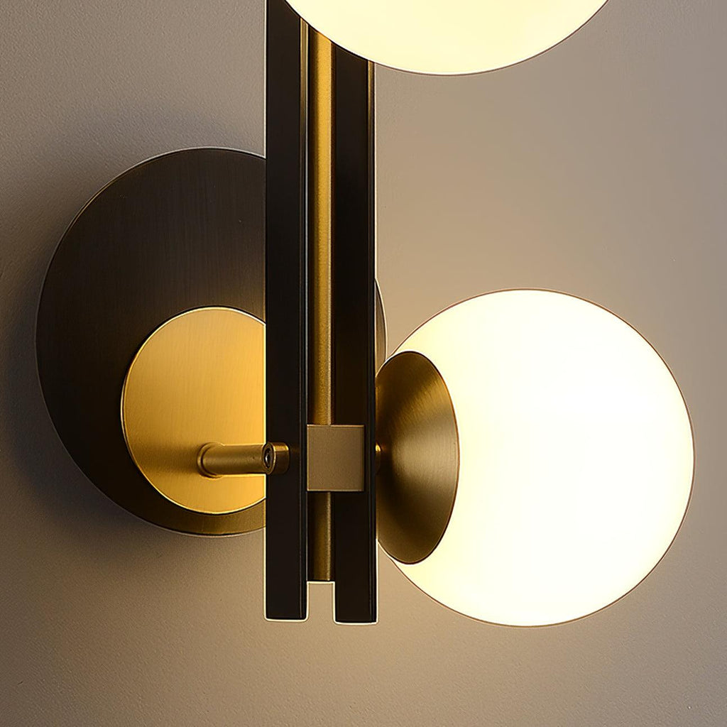 Planeta Wall Lamp