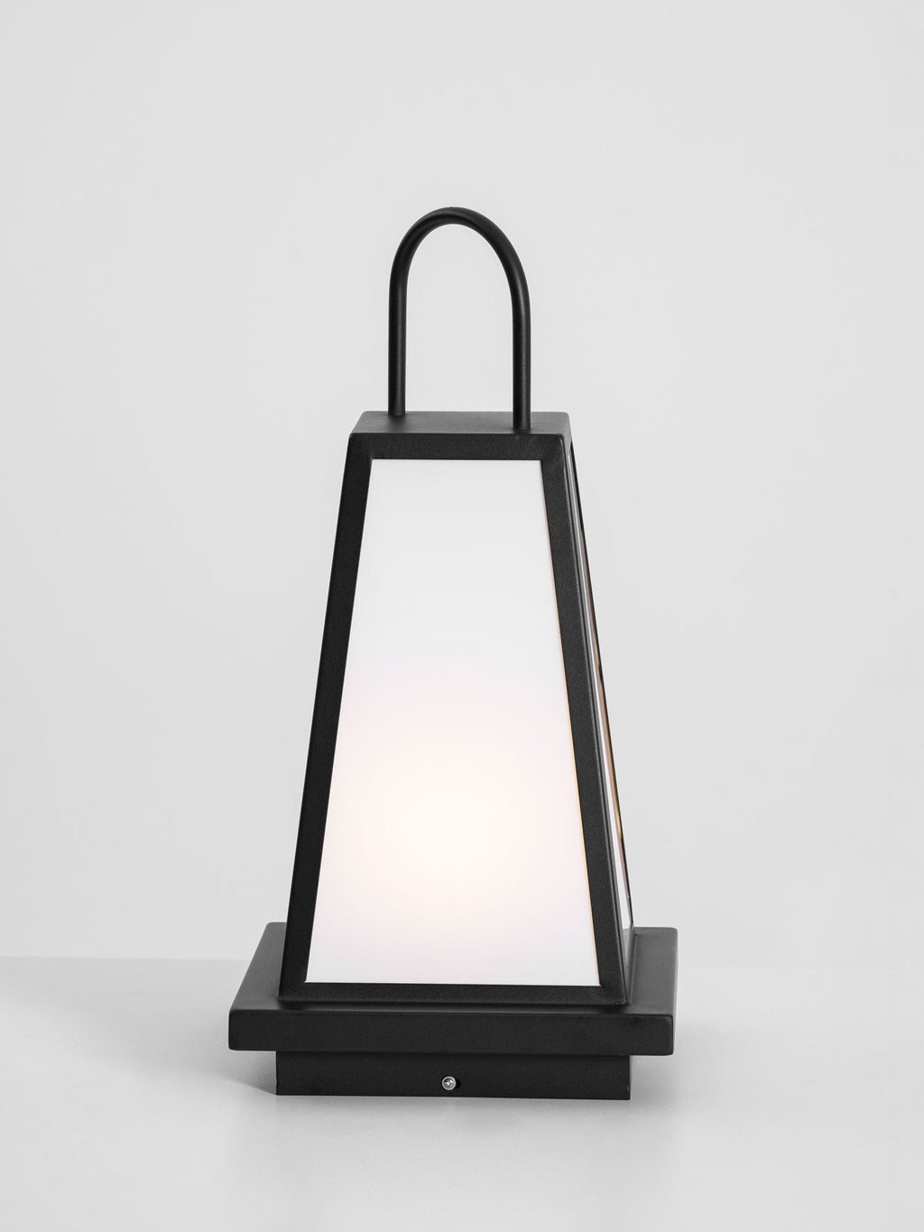 Roam Lantern Garden Outdoor Lamp