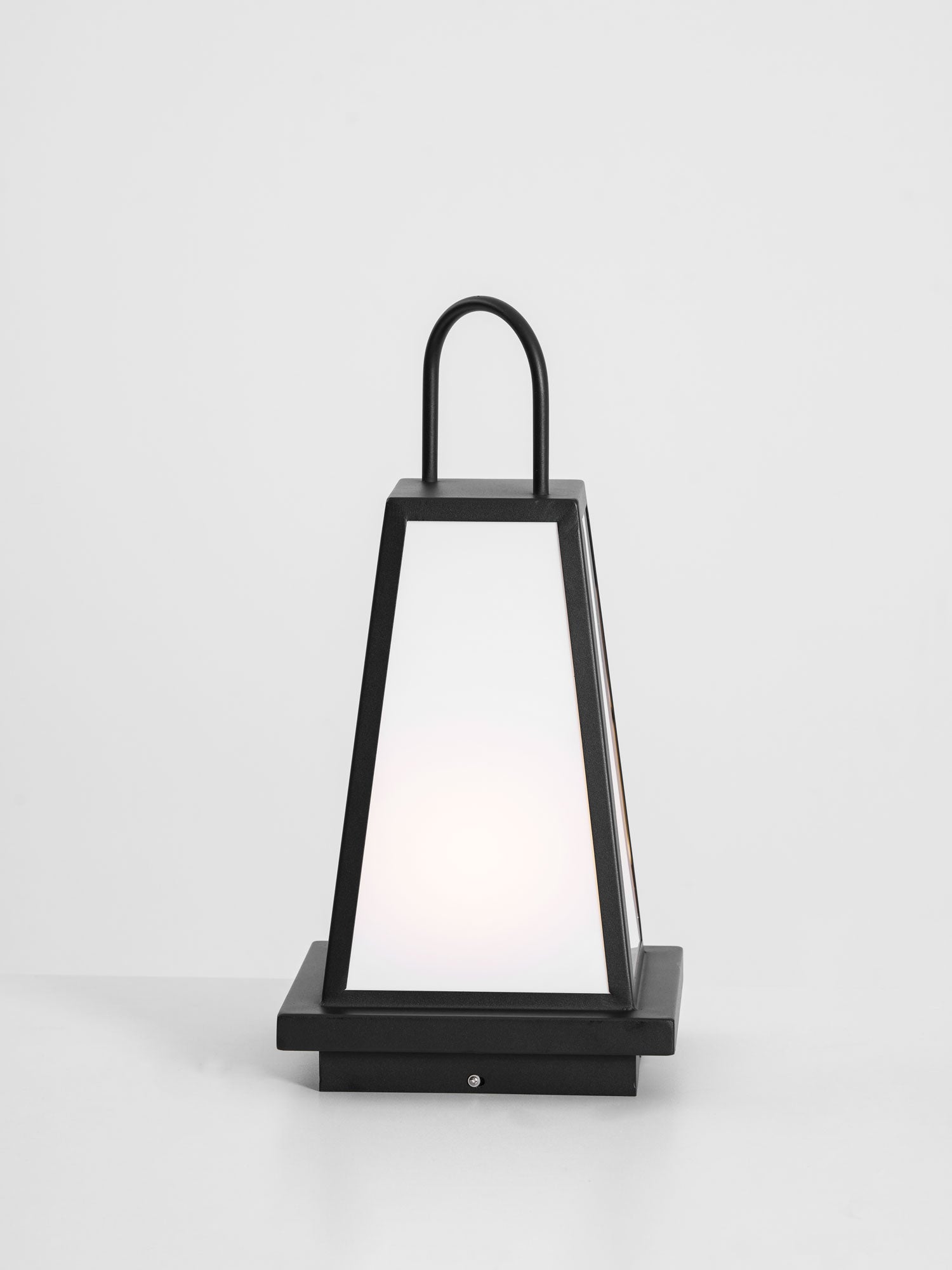 Roam Lantern Garden Outdoor Lamp