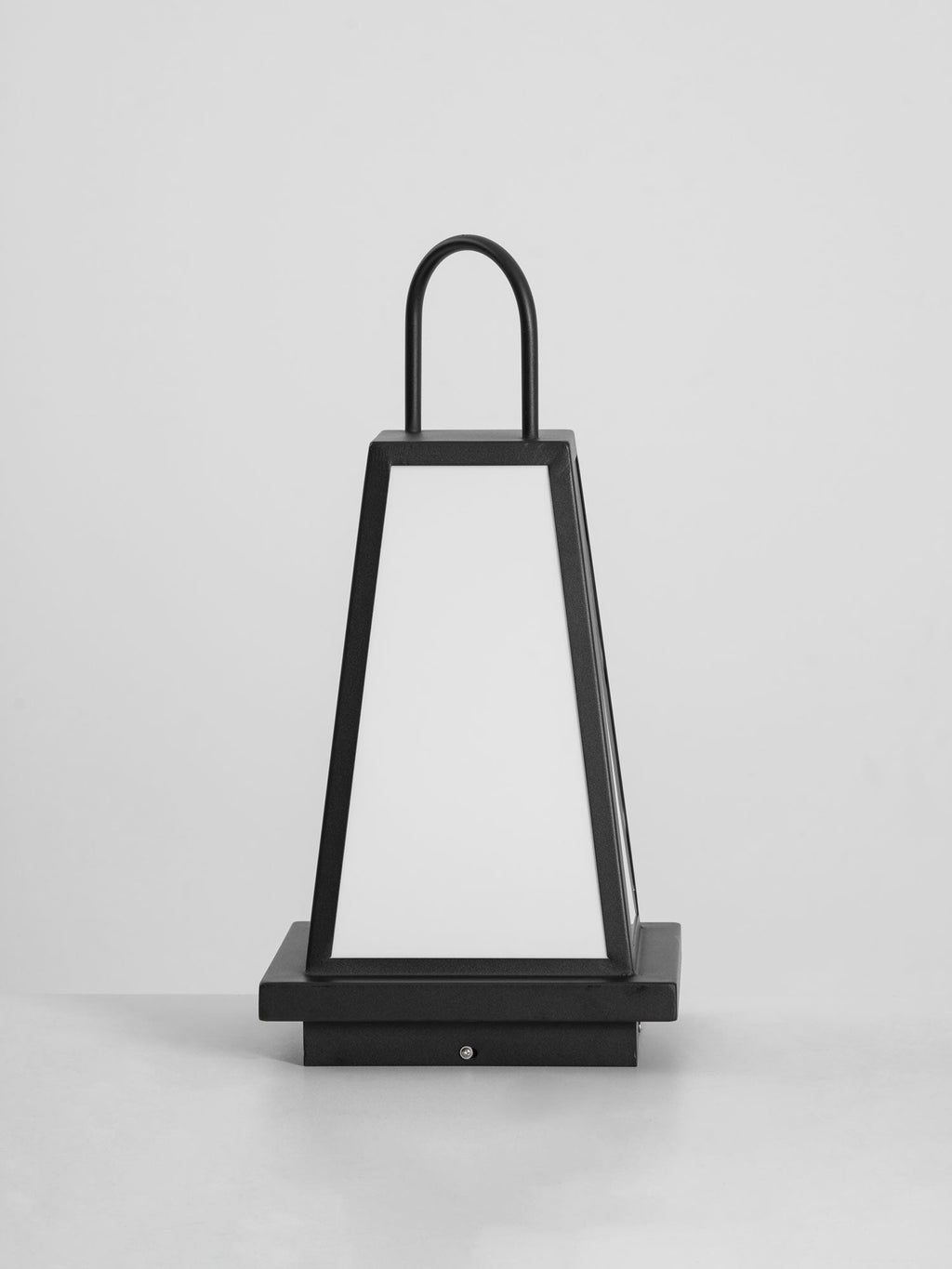Roam Lantern Garden Outdoor Lamp
