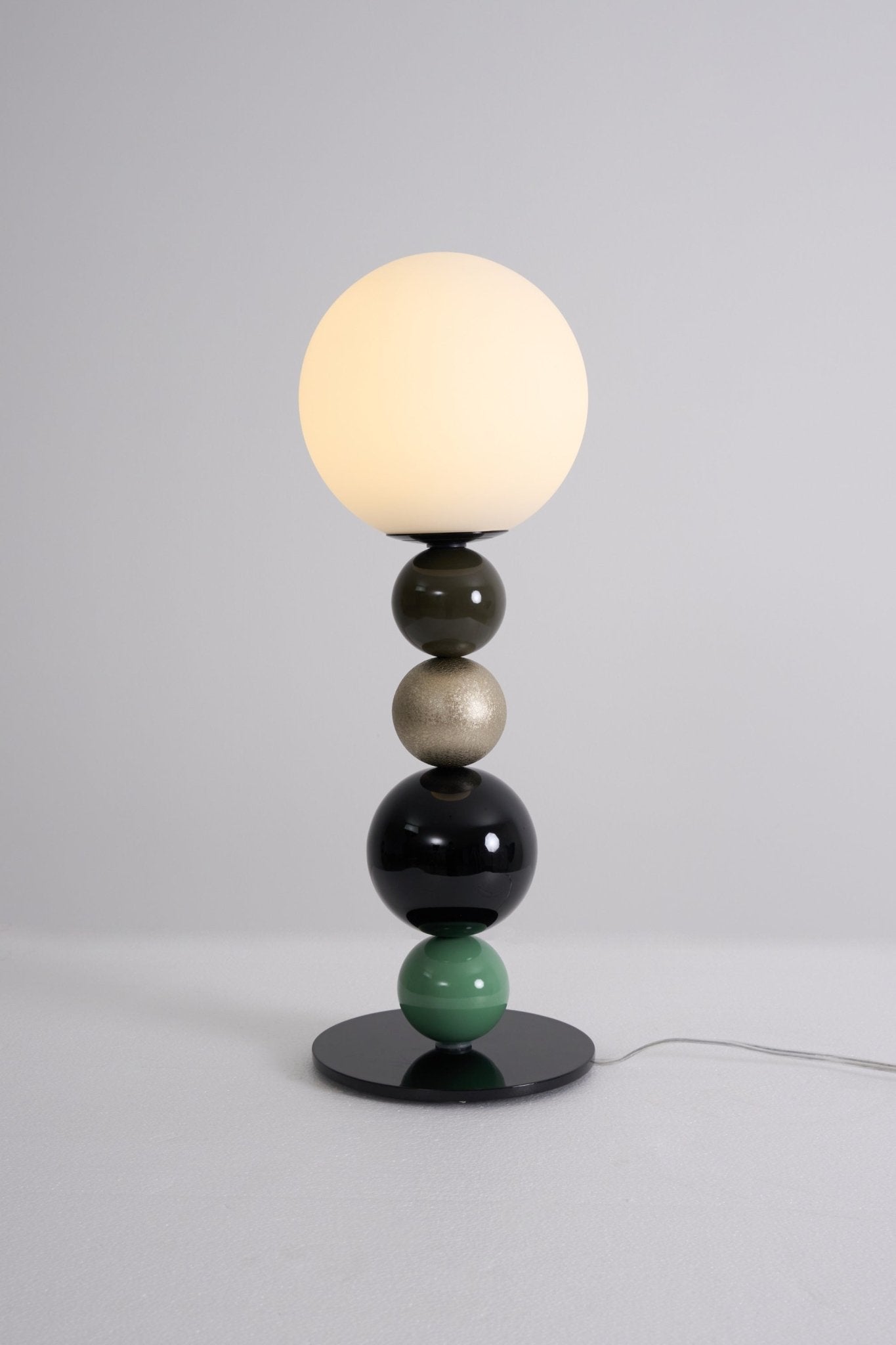 Round Balls Stacking Table Lamp