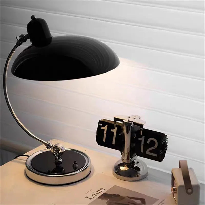 Retro Iron Adjustable Table Lamp for Living Room, Bedroom, Study Room Decoration