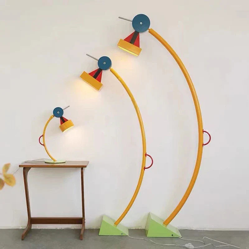 Kids' Treetop LED Floor Lamp: Colorful Nordic Design for Children's Room