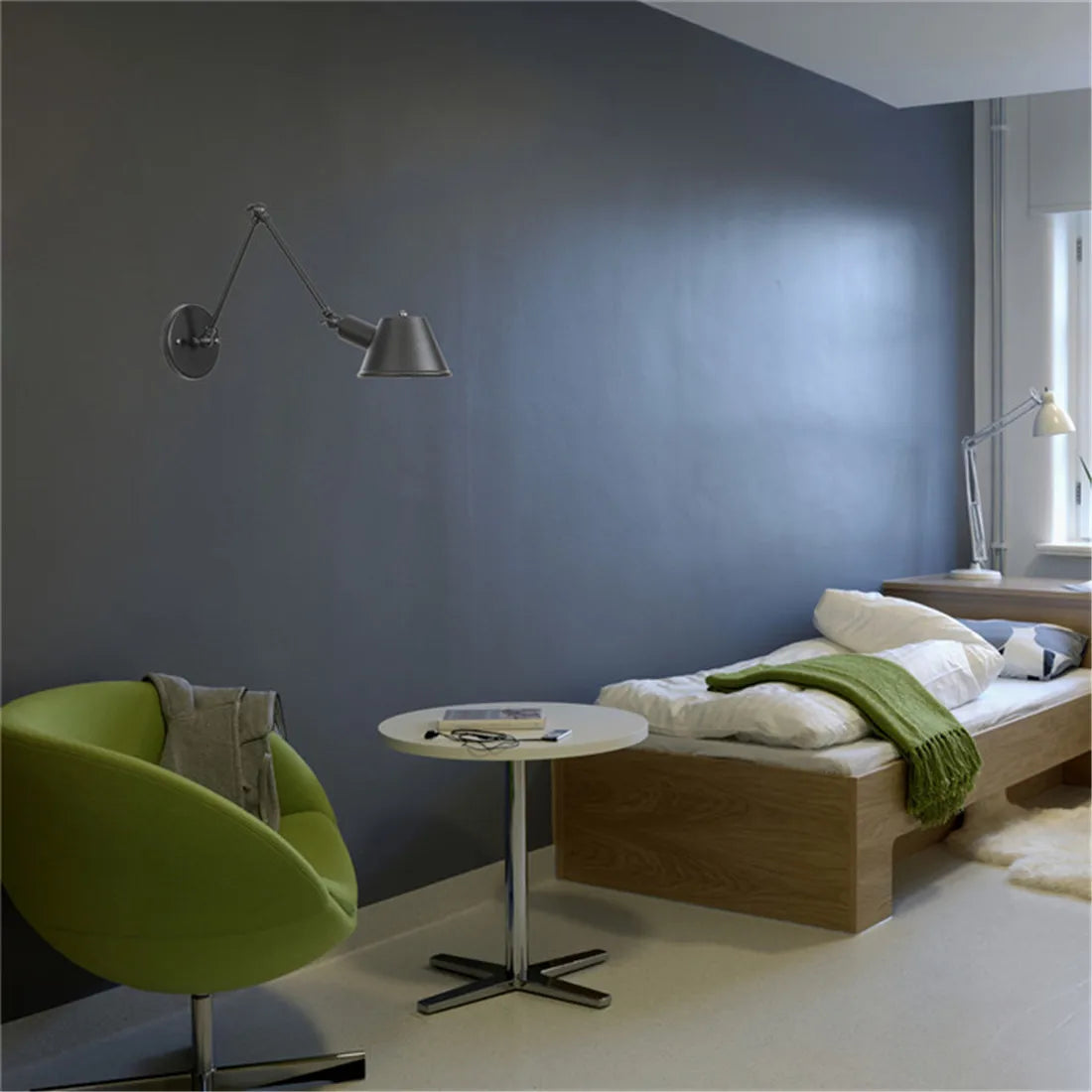 Rustic Warehouse Wire Wall Sconce Lamp: Industrial Retro Vintage Luminaire