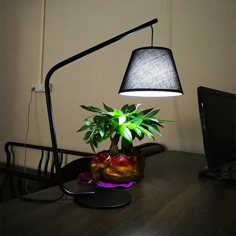 Black LED Floor Lamp for Living Room and Bedroom Decoration