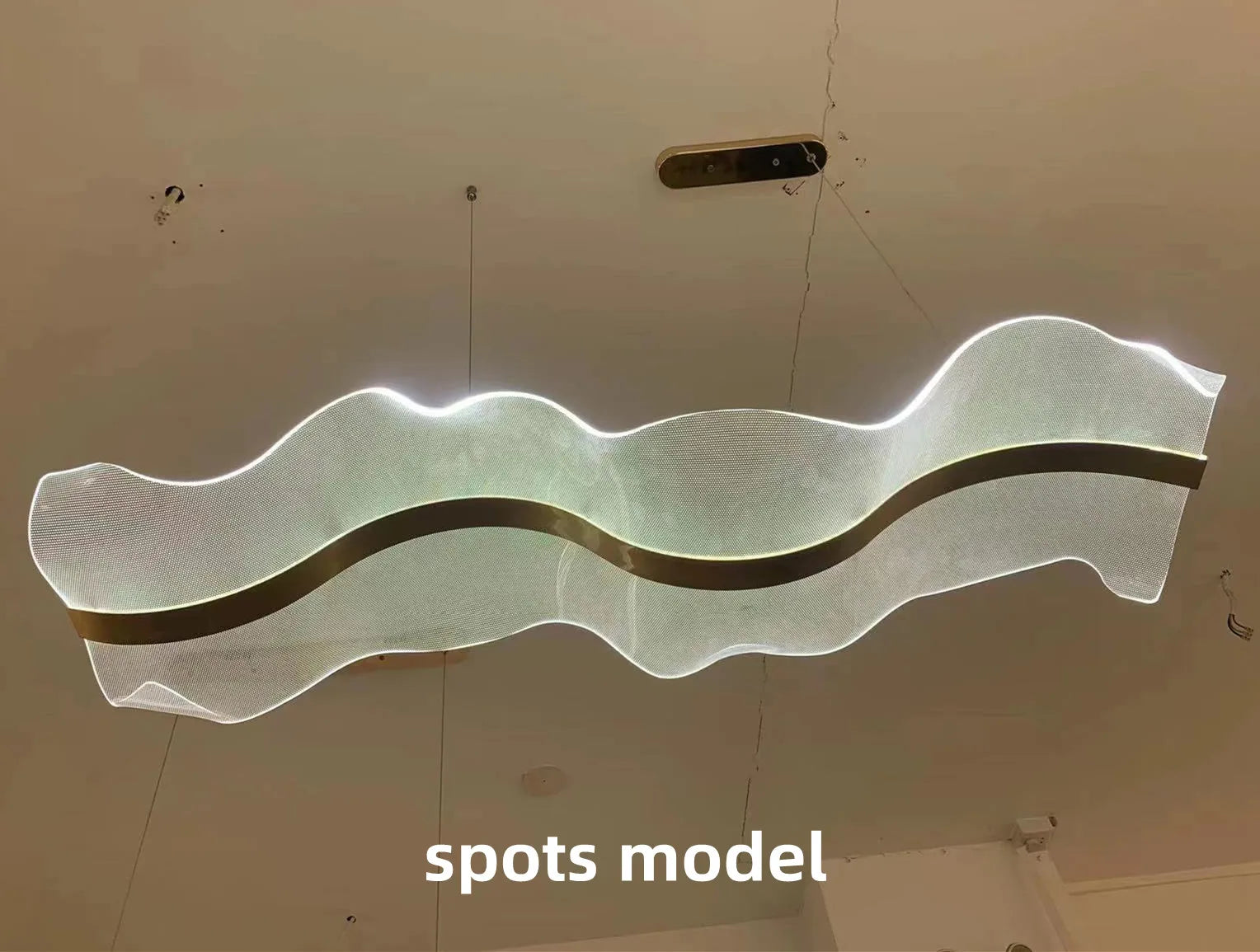 Acrylic Ribbon LED Pendant Chandelier - Designer Dining Room Hanging Lamp