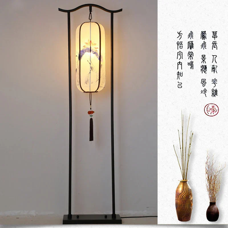 Classical Lantern Floor Lamp Fabric Standing Light for Living Room Bedroom Décor