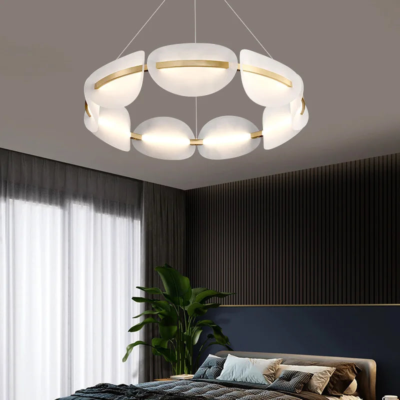 Luxury Iron Art LED Ceiling Chandelier with High Transmittance Acrylic Lampshade