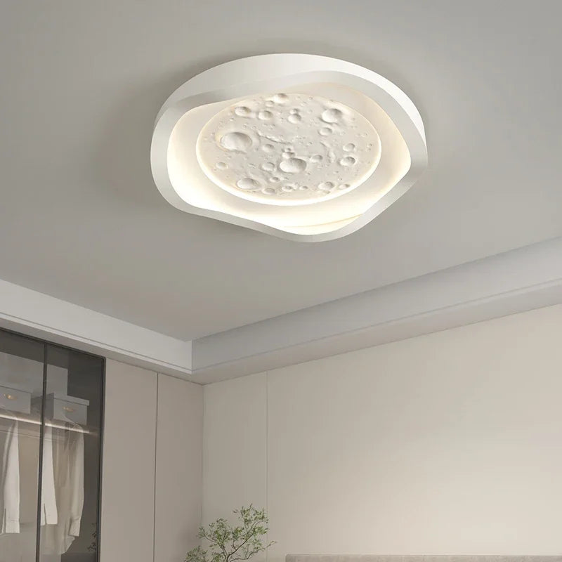 Round LED Ceiling Lamp - Simple Modern Nordic Minimalism for Living Room and Bedroom