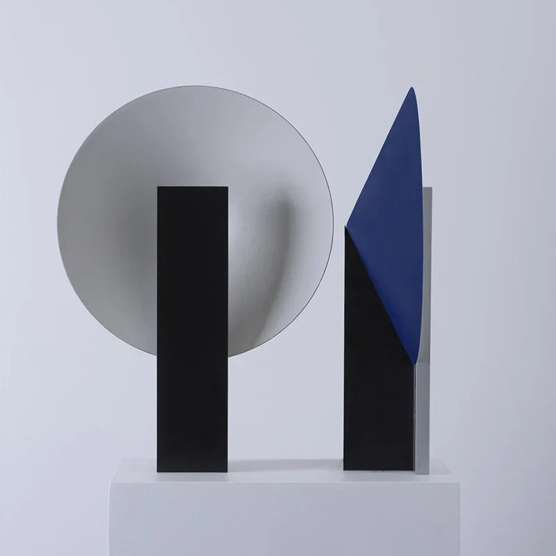 Orbe Table Light: Minimalist Design for Living Room, Bedroom, Study, Office