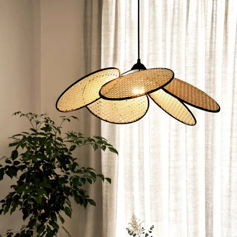 Petal Rattan Pendant Lamp: Stylish Lighting for Kitchen, Living Room & Tea House