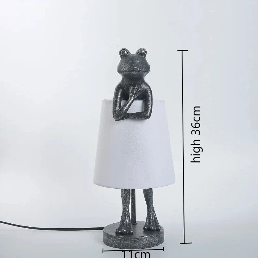 Frog Resin Desk Lamp: Retro Design LED Bedroom Lighting Fixture