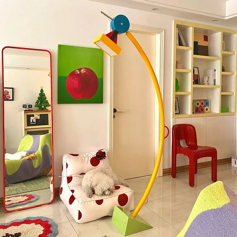 Kids' Treetop LED Floor Lamp: Colorful Nordic Design for Children's Room
