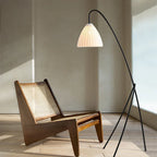 Scandinavian Retro Pleated Lampshade Floor Lamp for Living Room and Study Room