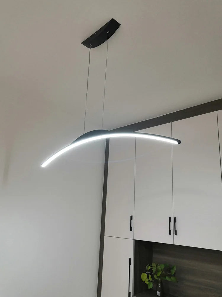 Minimal Modern Pendant Lamp for Restaurant and Bar Lighting