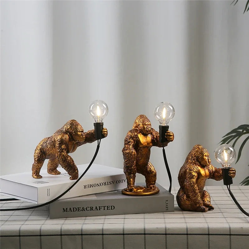 Nordic King Kong Resin Floor Lamp: Modern, Customizable LED Animal Light