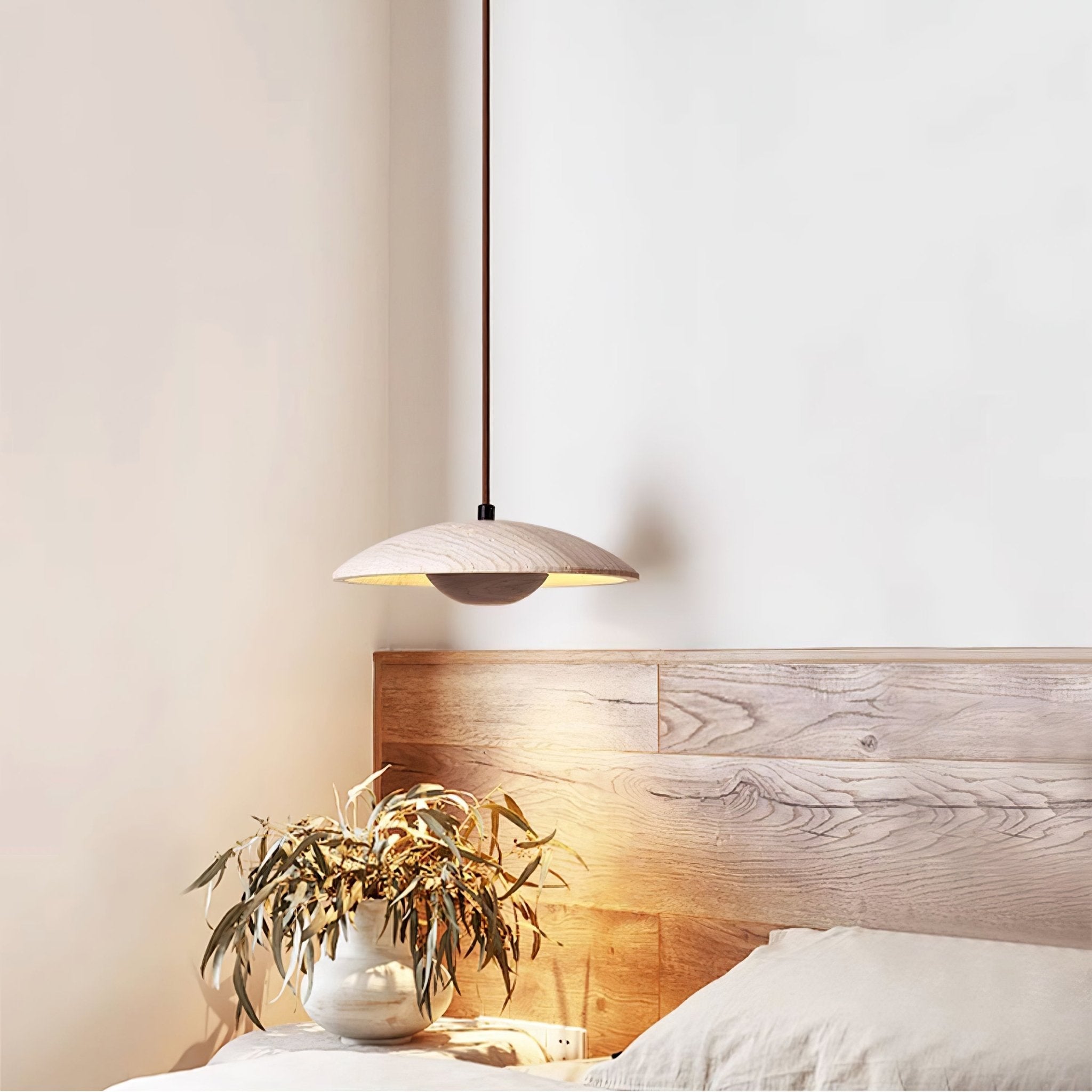 Solara Wood Pendant Lamp