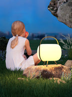 Soluna Pod Lantern Outdoor Lamp