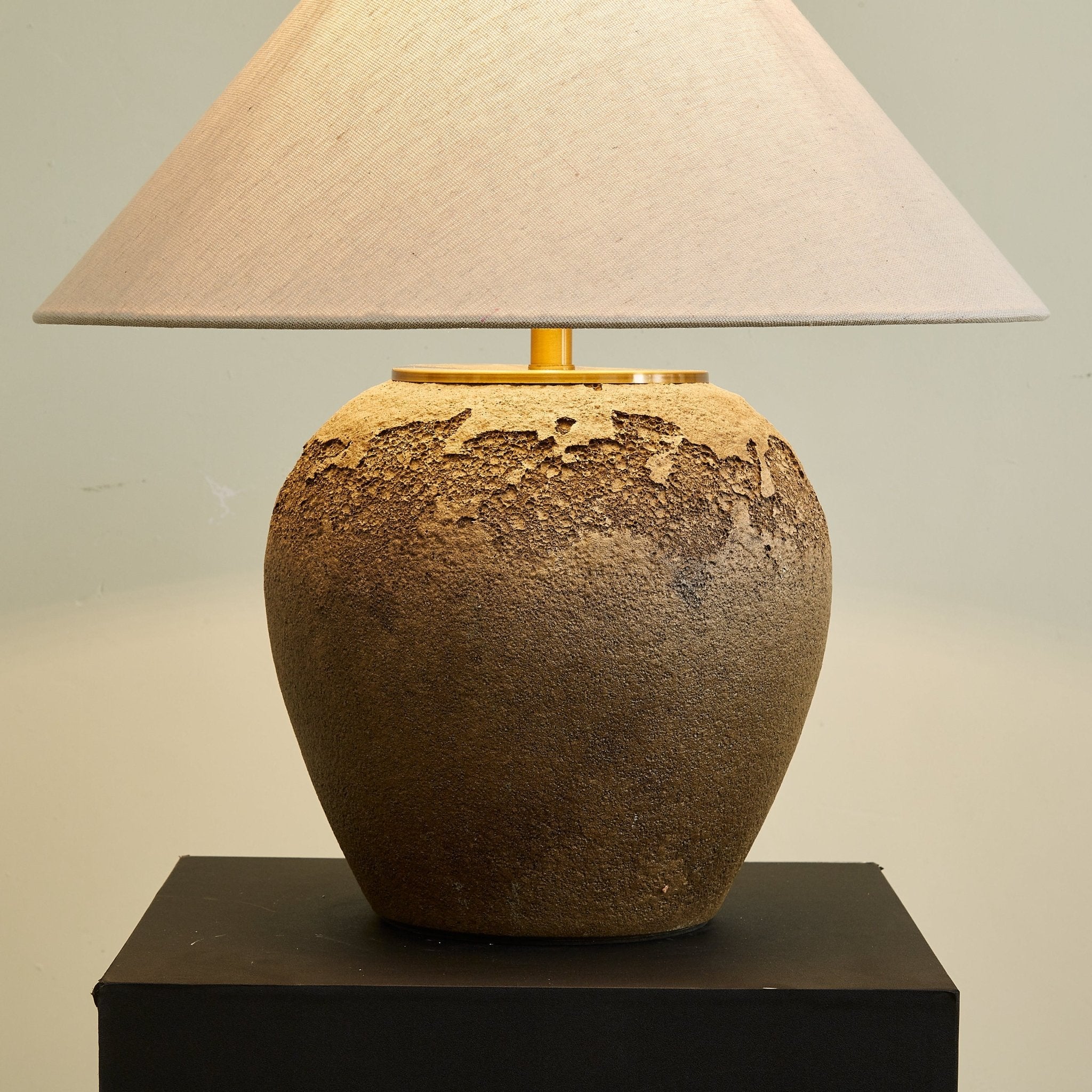 Stoneveil Table Lamp