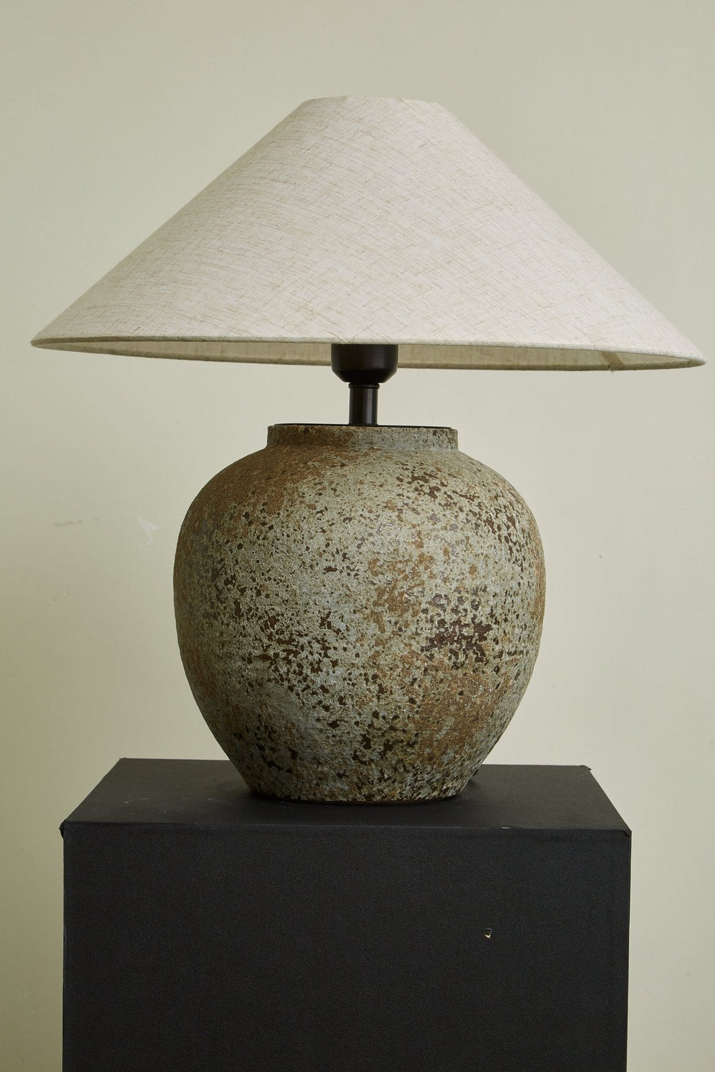 Terra Vessel Table Lamp