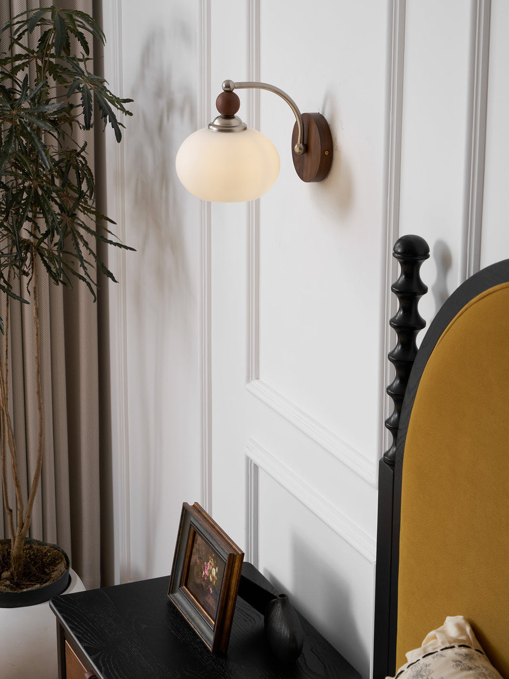 Yisi Po Wall Lamp