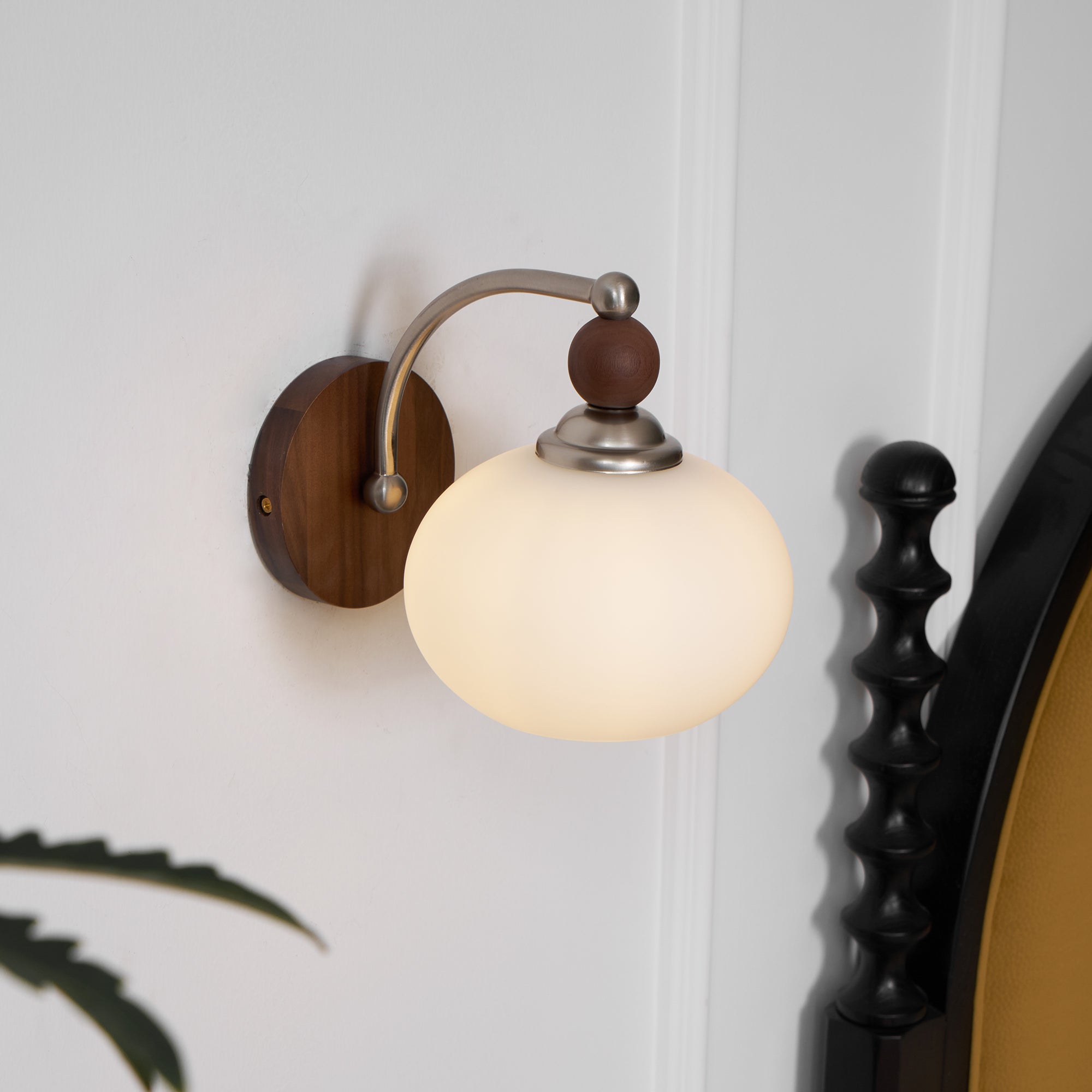 Yisi Po Wall Lamp