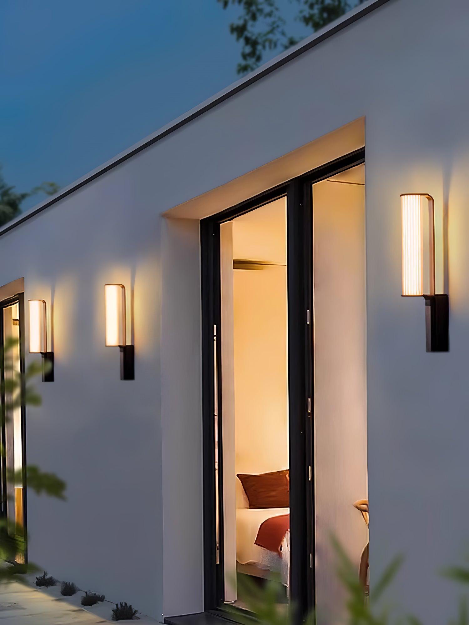 Lumo Arc Outdoor Floor Lamp