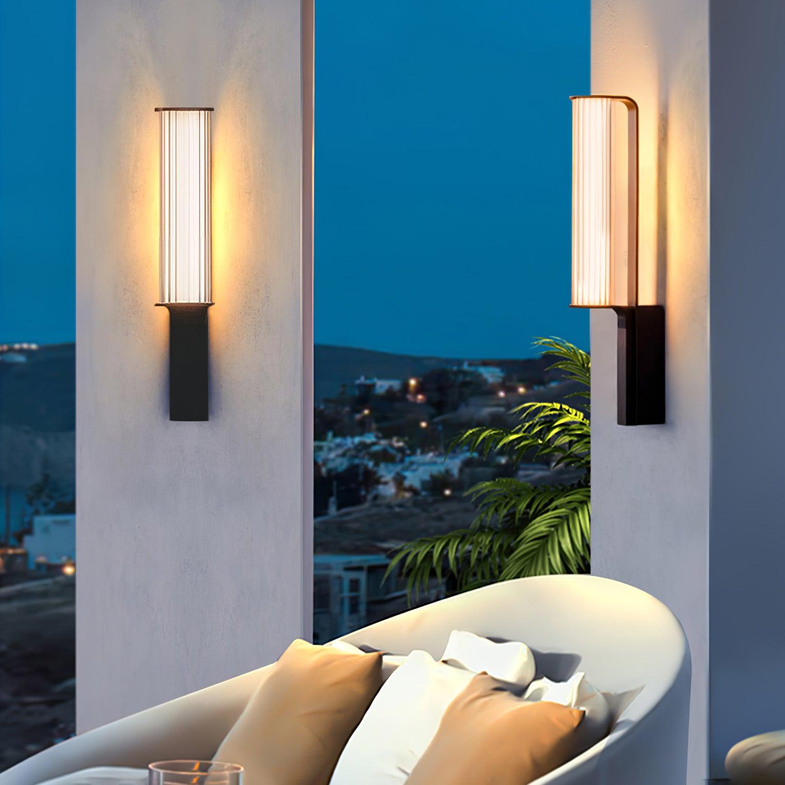 Lumo Arc Outdoor Floor Lamp
