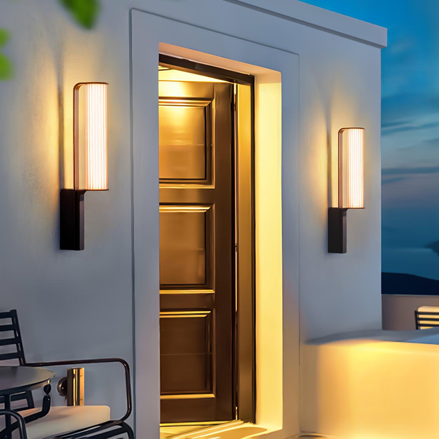 Lumo Arc Outdoor Floor Lamp