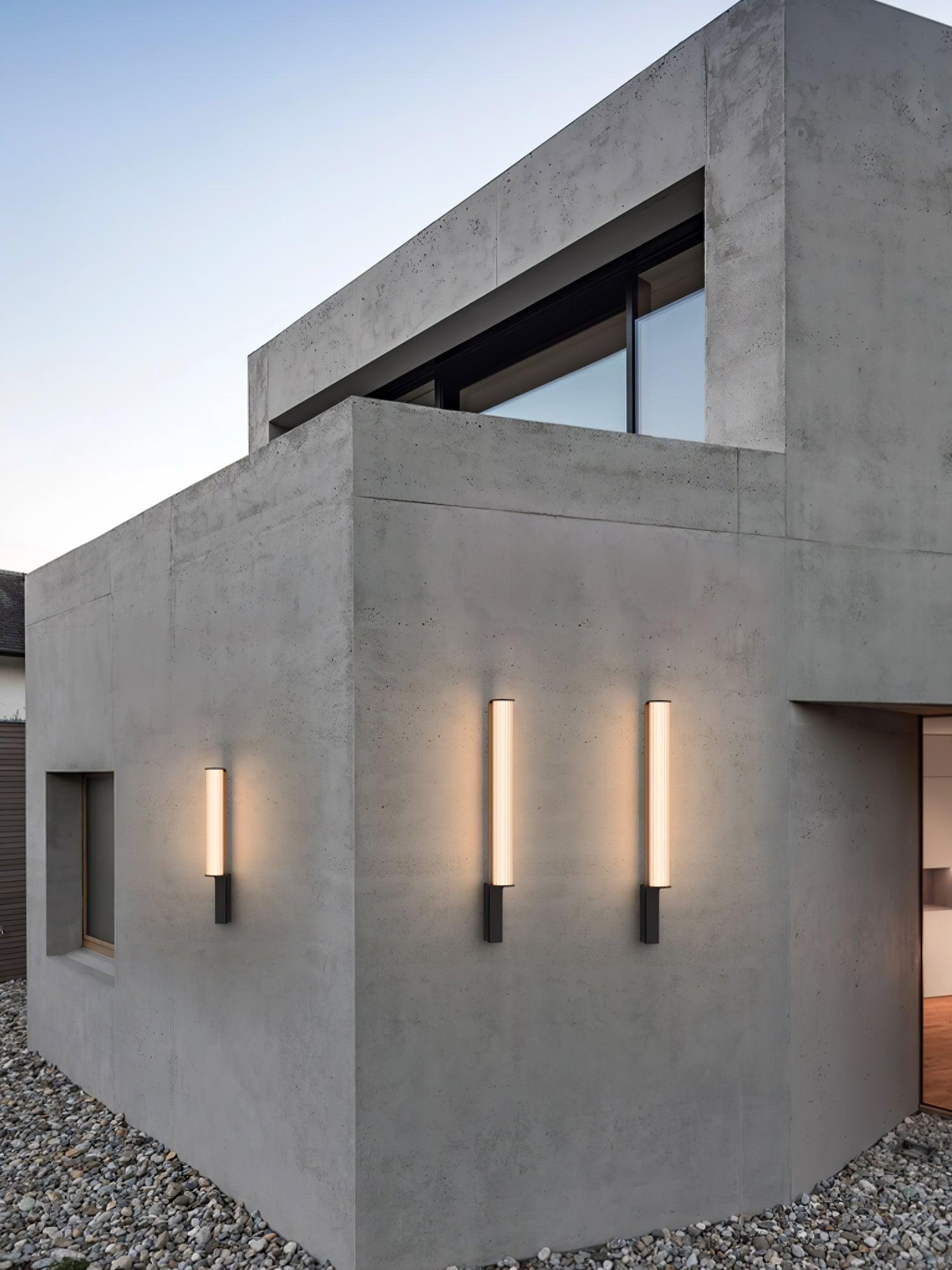 Lumo Arc Outdoor Floor Lamp