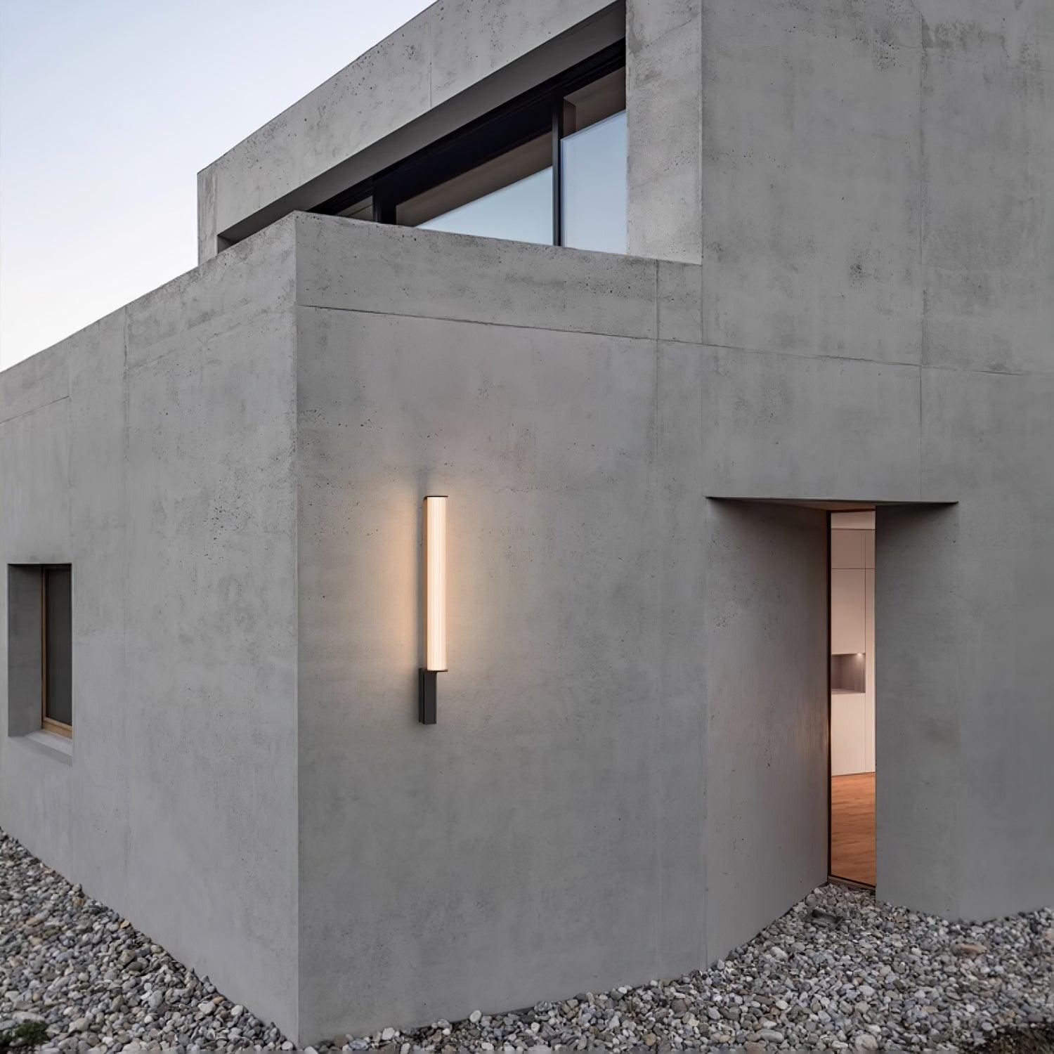 Lumo Arc Outdoor Floor Lamp