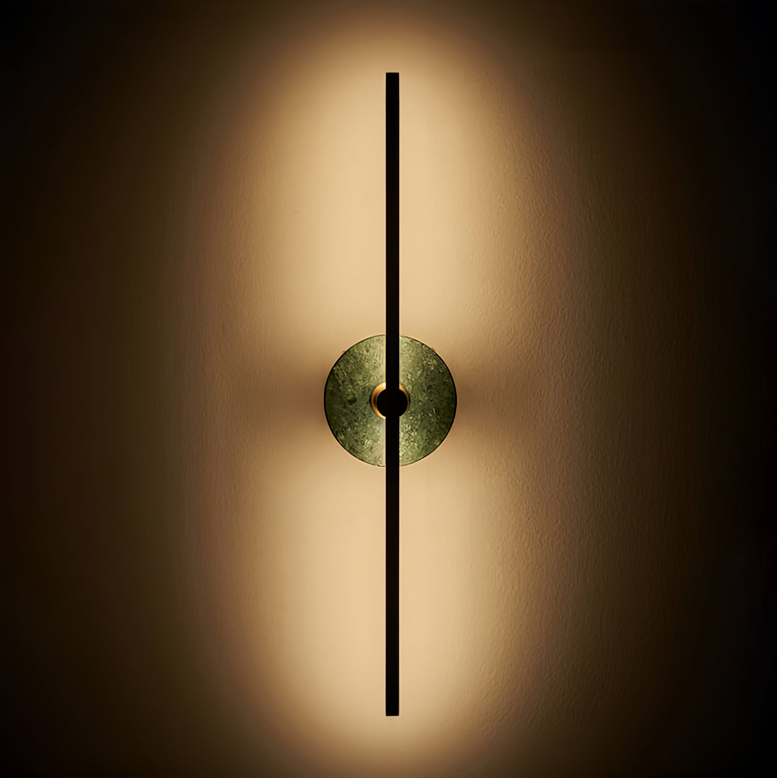Zylaro Stone Wall Light